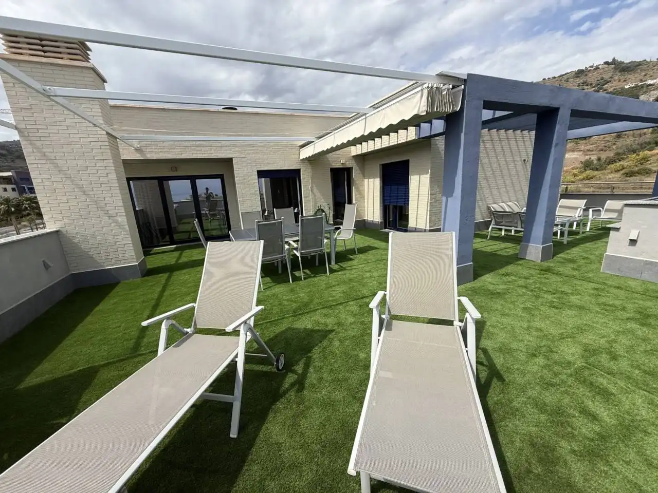 Terrasse von Dachboden zur Miete in Almuñécar mit Klimaanlage, Terrasse und Möbliert