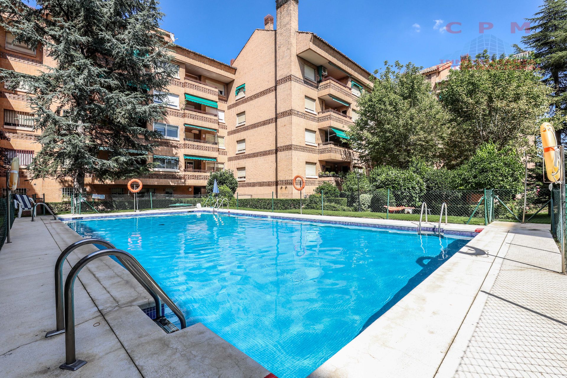Piscina de Piso de alquiler en  Madrid Capital con Aire acondicionado, Calefacción y Parquet