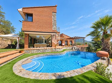 Haus mit Pool zum Verkauf in Matadepera