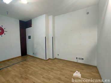 Local comercial en venda a Calle Sagunto