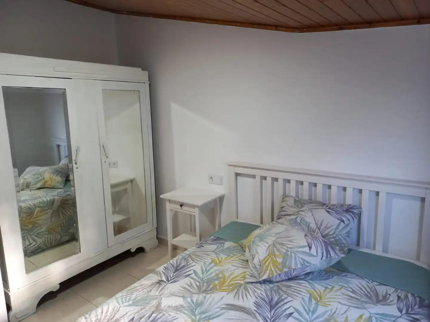 Bedroom of Flat for rent in Santiago de Compostela   with Heating, Furnished and Oven