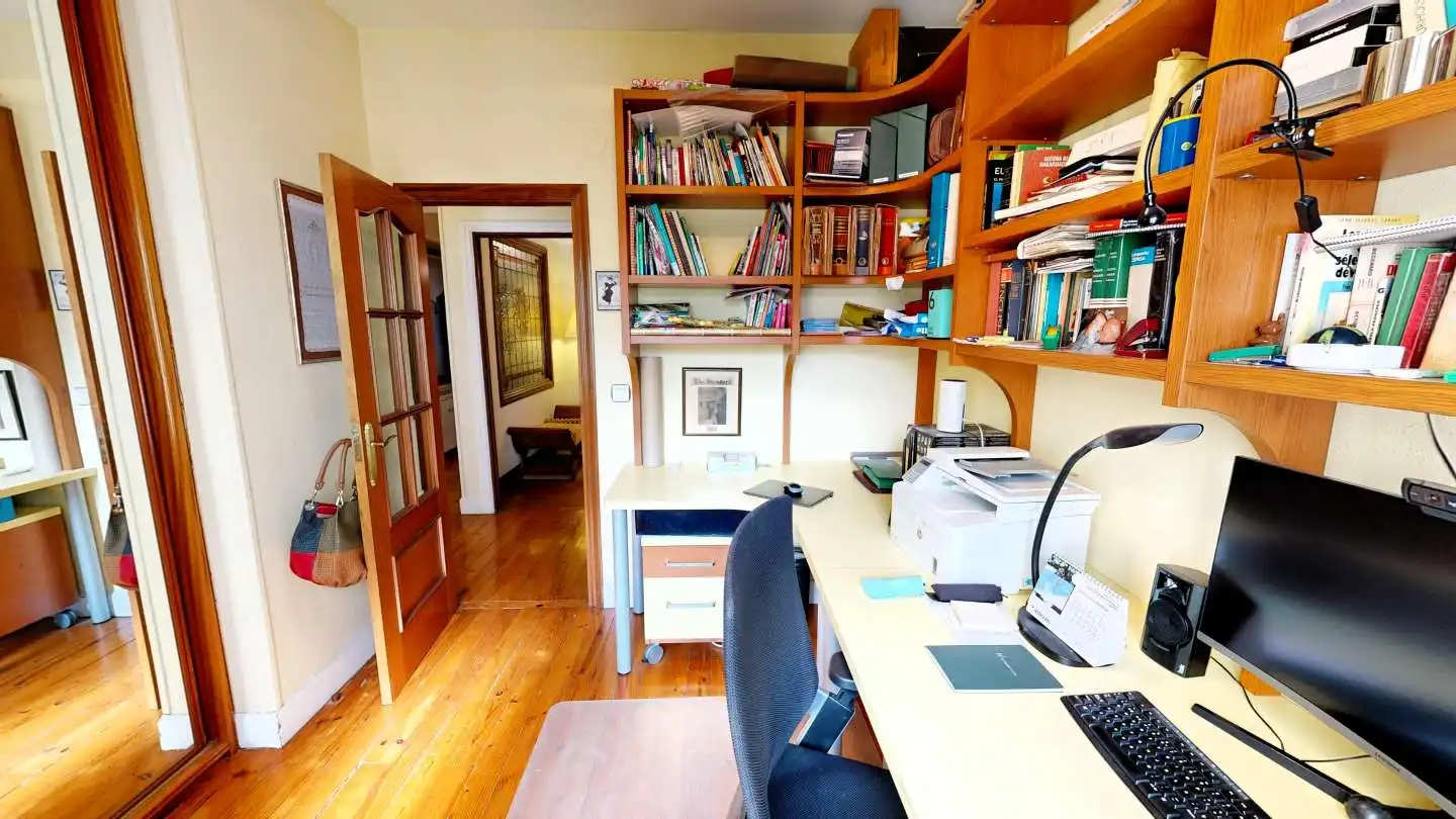Piso en venta en Área Romántica