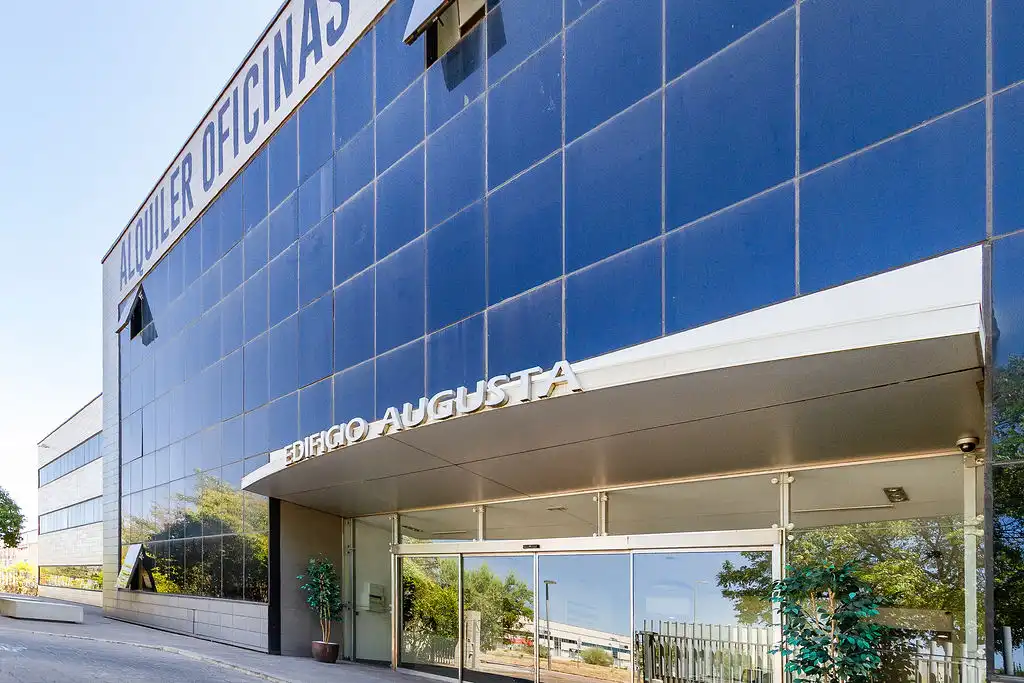 Business premises for sale in Av Vía Láctea
