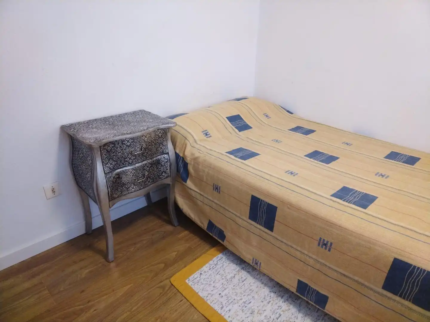 Habitación de Apartamento en venta en Vilanova de Arousa con Calefacción