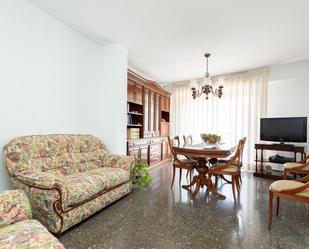 Sala d'estar de Pis en venda en Burjassot amb Balcó