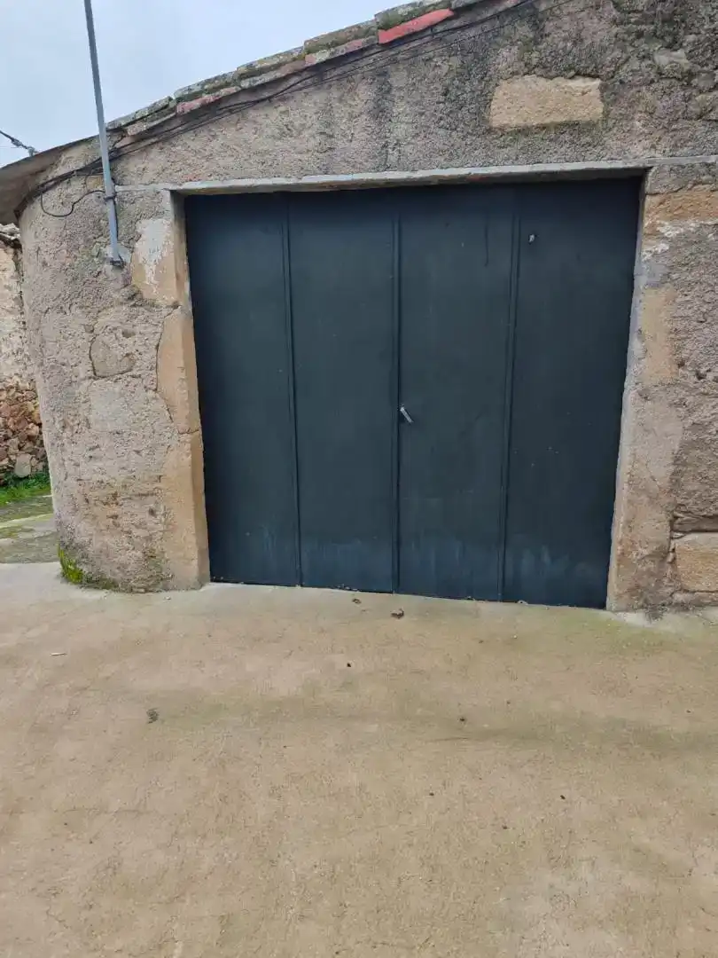Parking de Casa o chalet en venta en Salvatierra de Santiago con Jardín privado y Amueblado