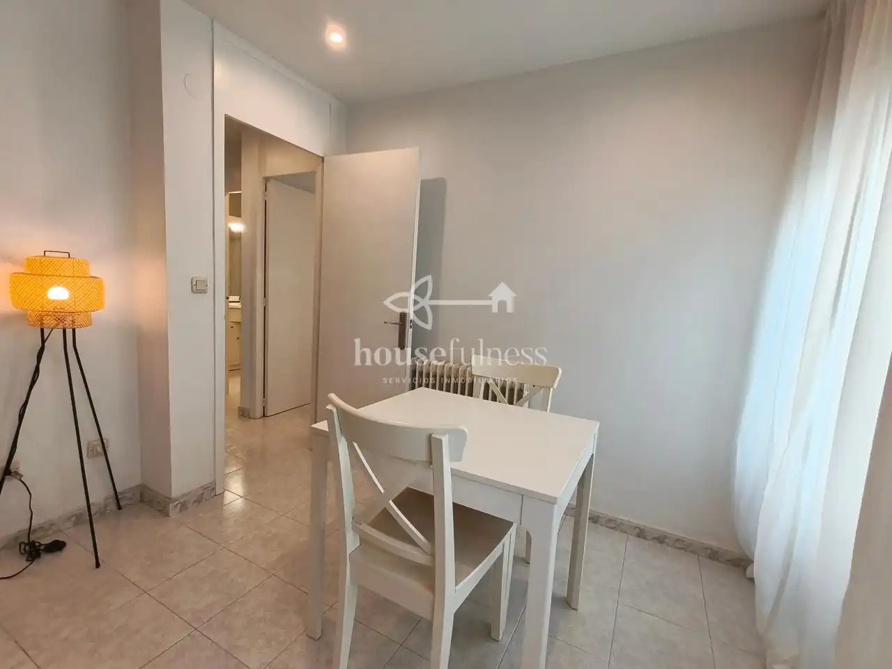 Habitación de Piso de alquiler en Ferrol con Calefacción y Amueblado