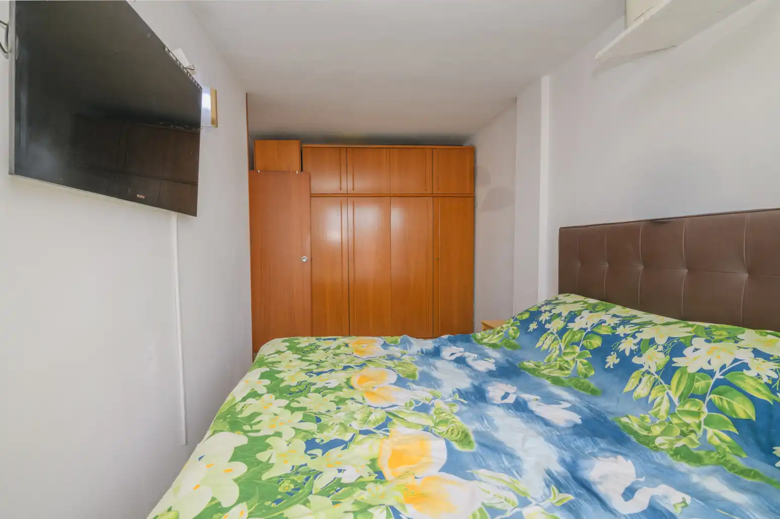 Dormitori de Casa adosada en venda en Sant Boi de Llobregat amb Aire condicionat i Terrassa