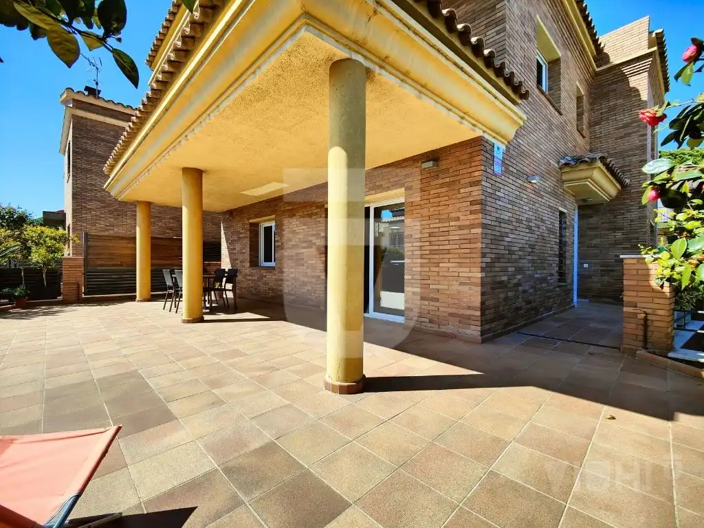 Haus mit Terrasse zum Verkauf in Plaça Vista Alegre