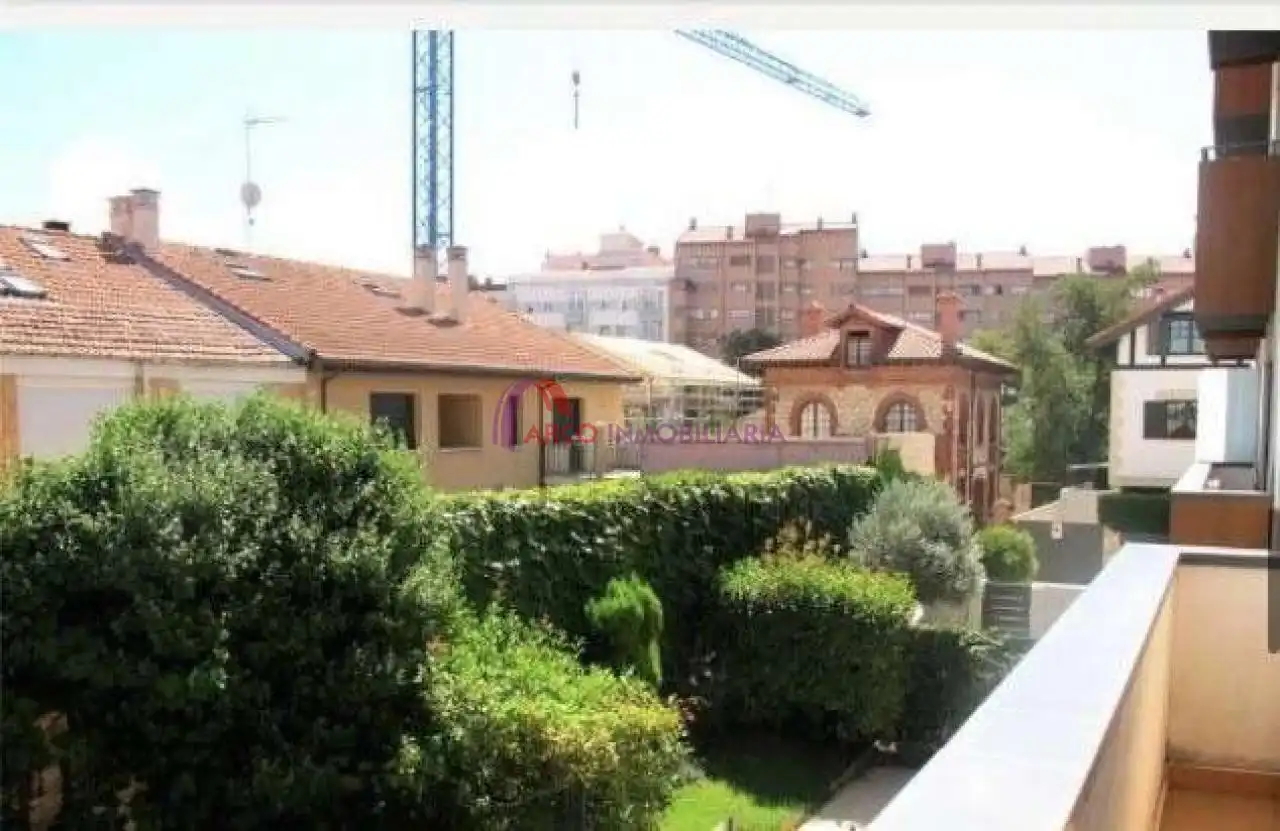Terraza de Piso en venta en Burgos con Calefacción, Parquet y Terraza