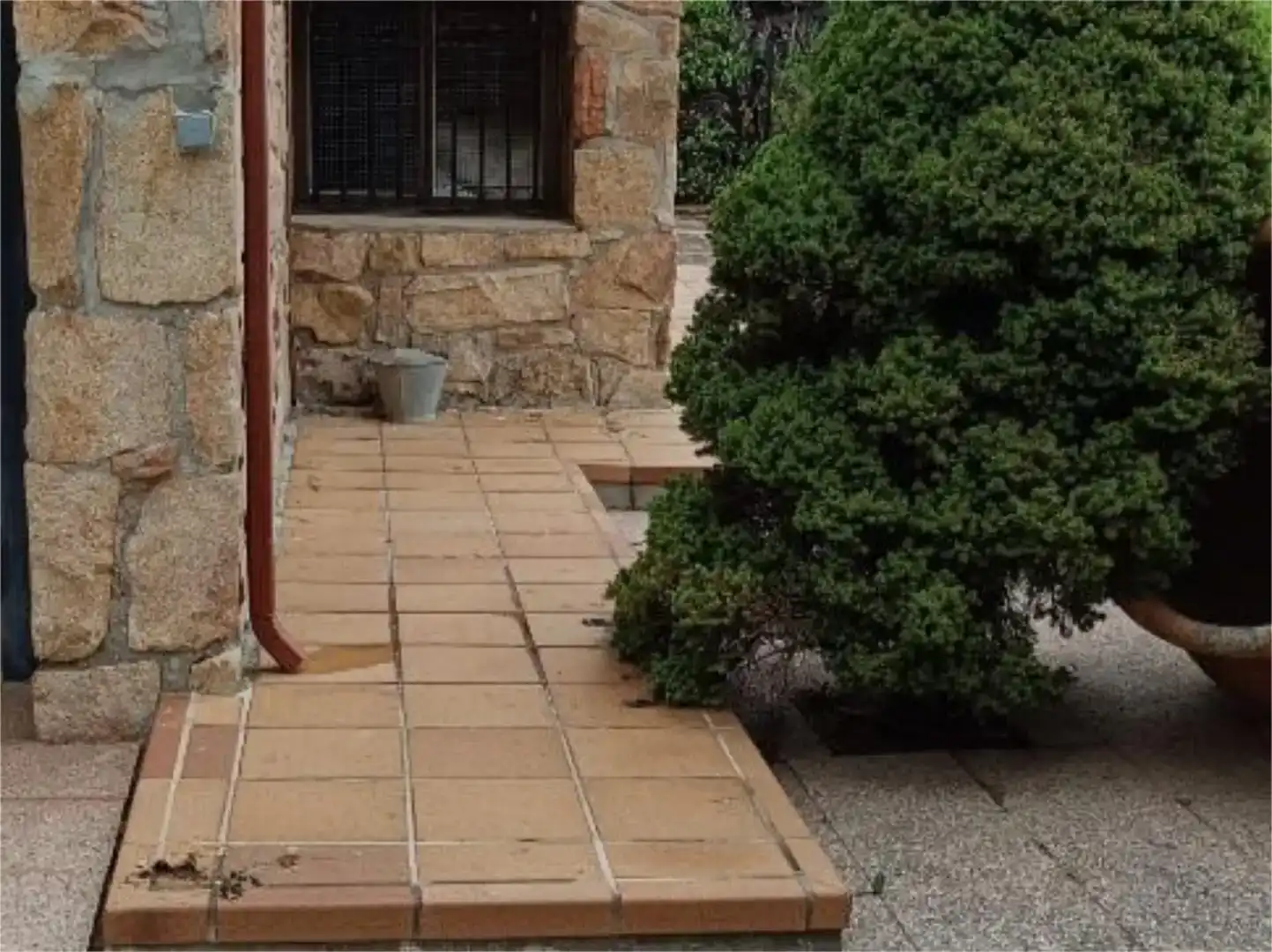 Terrassa de Casa o xalet en venda en Colmenar Viejo amb Jardí privat