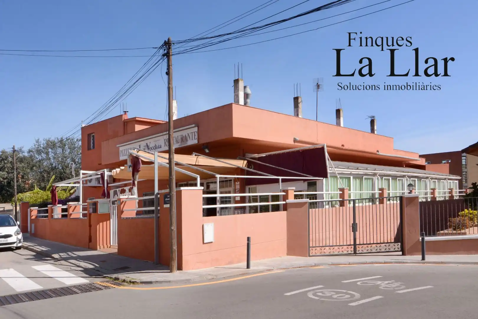 Commercial properties for sale in d'Ernest Lluch, Torrent Ballester