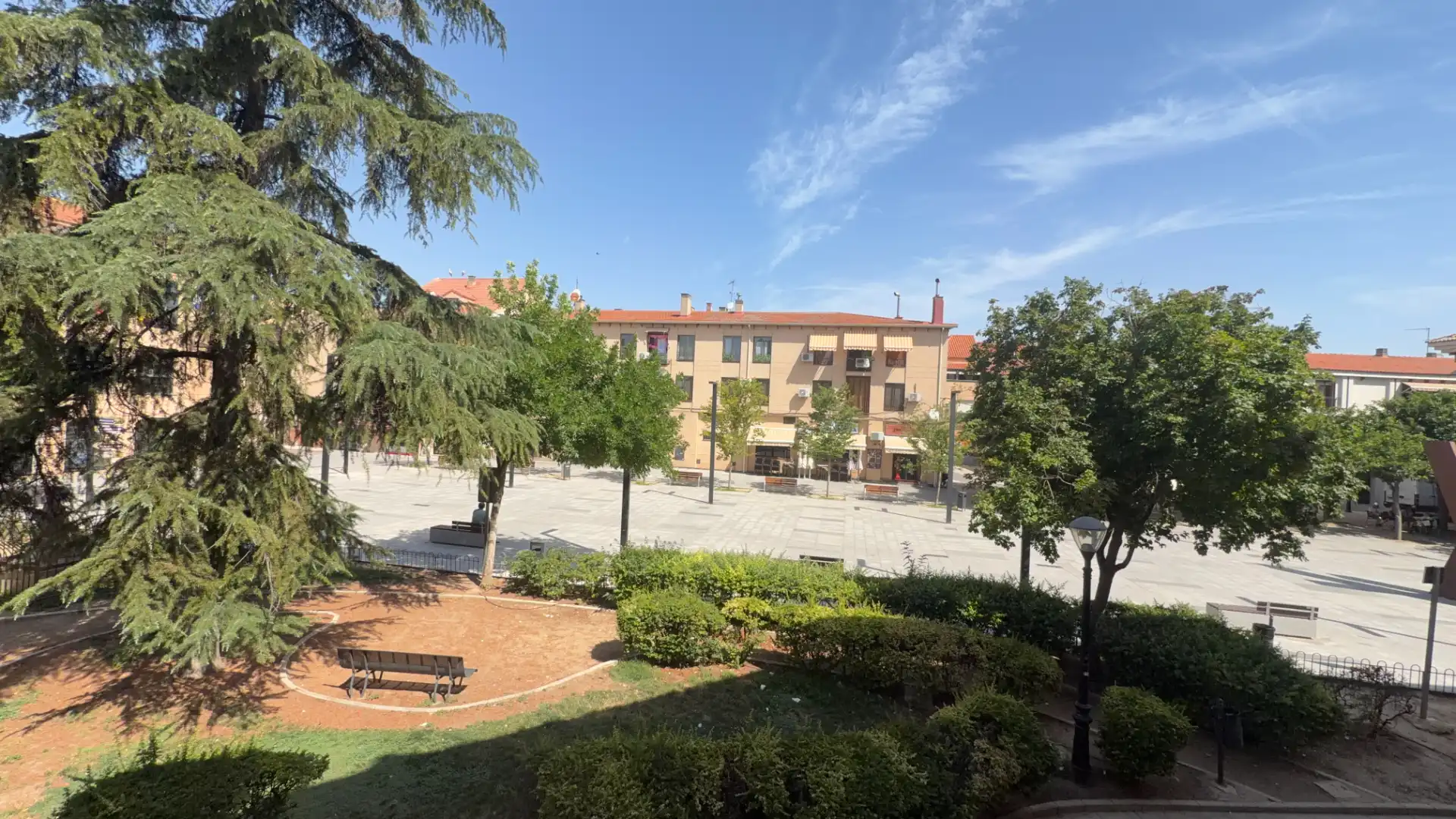 Apartments for rent in Plaza de la Constitución, Velilla de San Antonio
