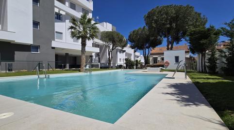 Foto 2 de Apartament de lloguer a Montemar, Málaga