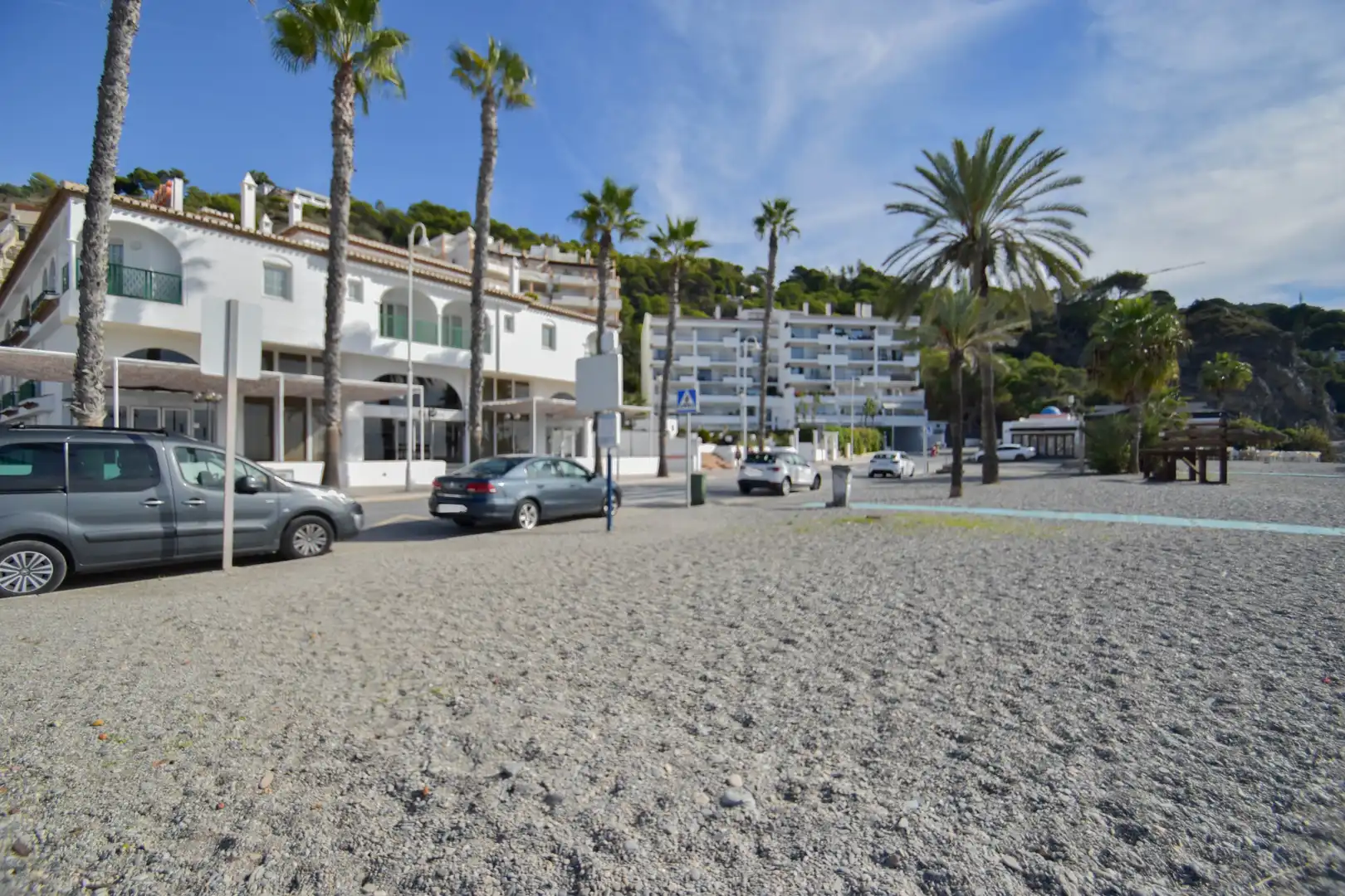 Außenansicht von Wohnungen zum Verkauf in Almuñécar mit Klimaanlage, Terrasse und Möbliert