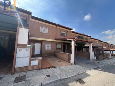Xalet en venda a La Puebla de Montalbán