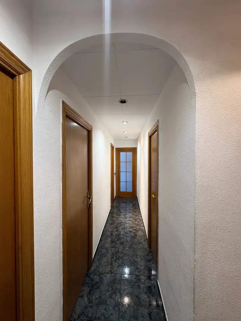 Piso con terraza en venta en Ronda de Sant Antoni de Llefià, imagen 3