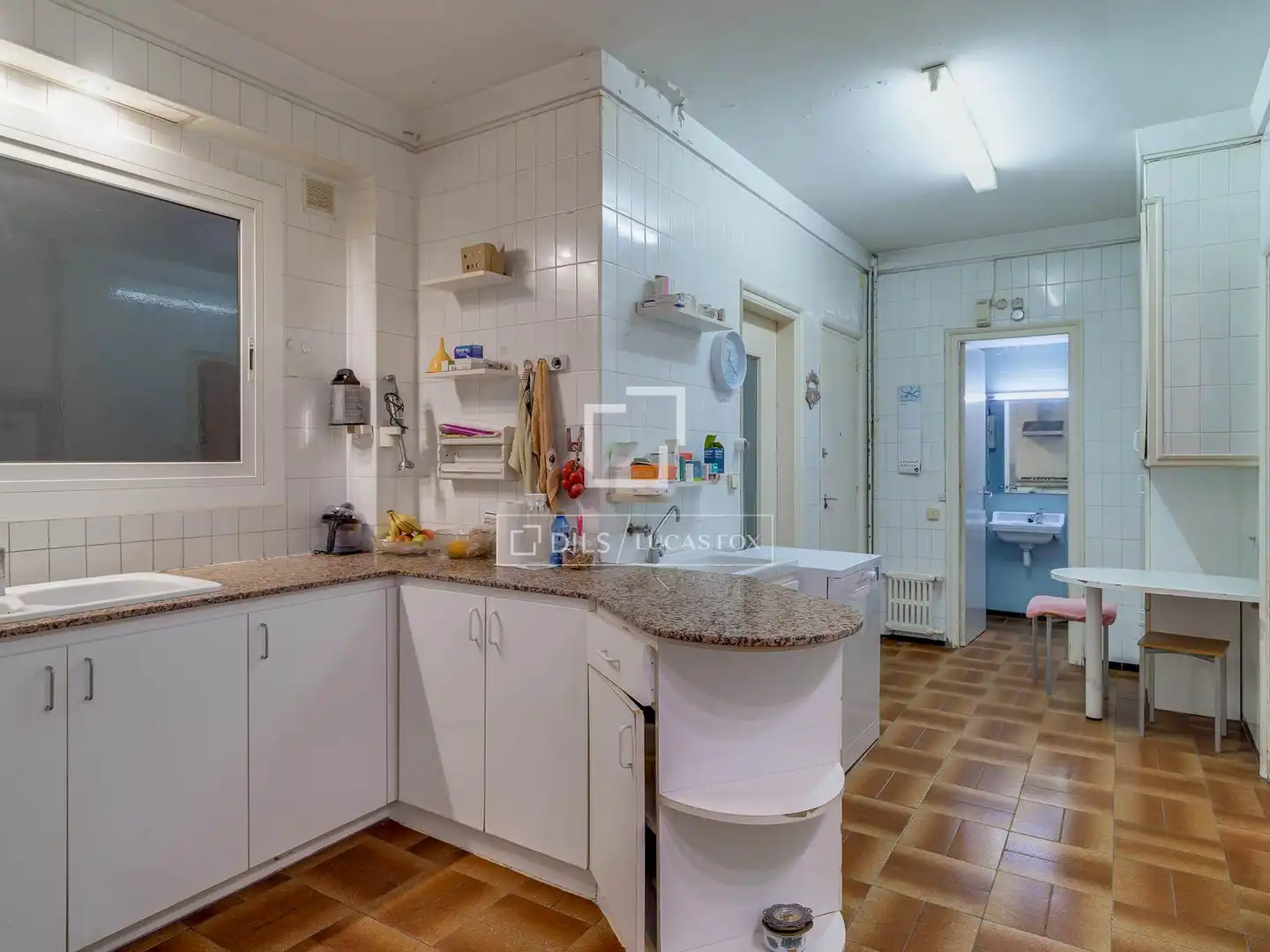 Kitchen of Flat for sale in Barcelona  with Storage room
