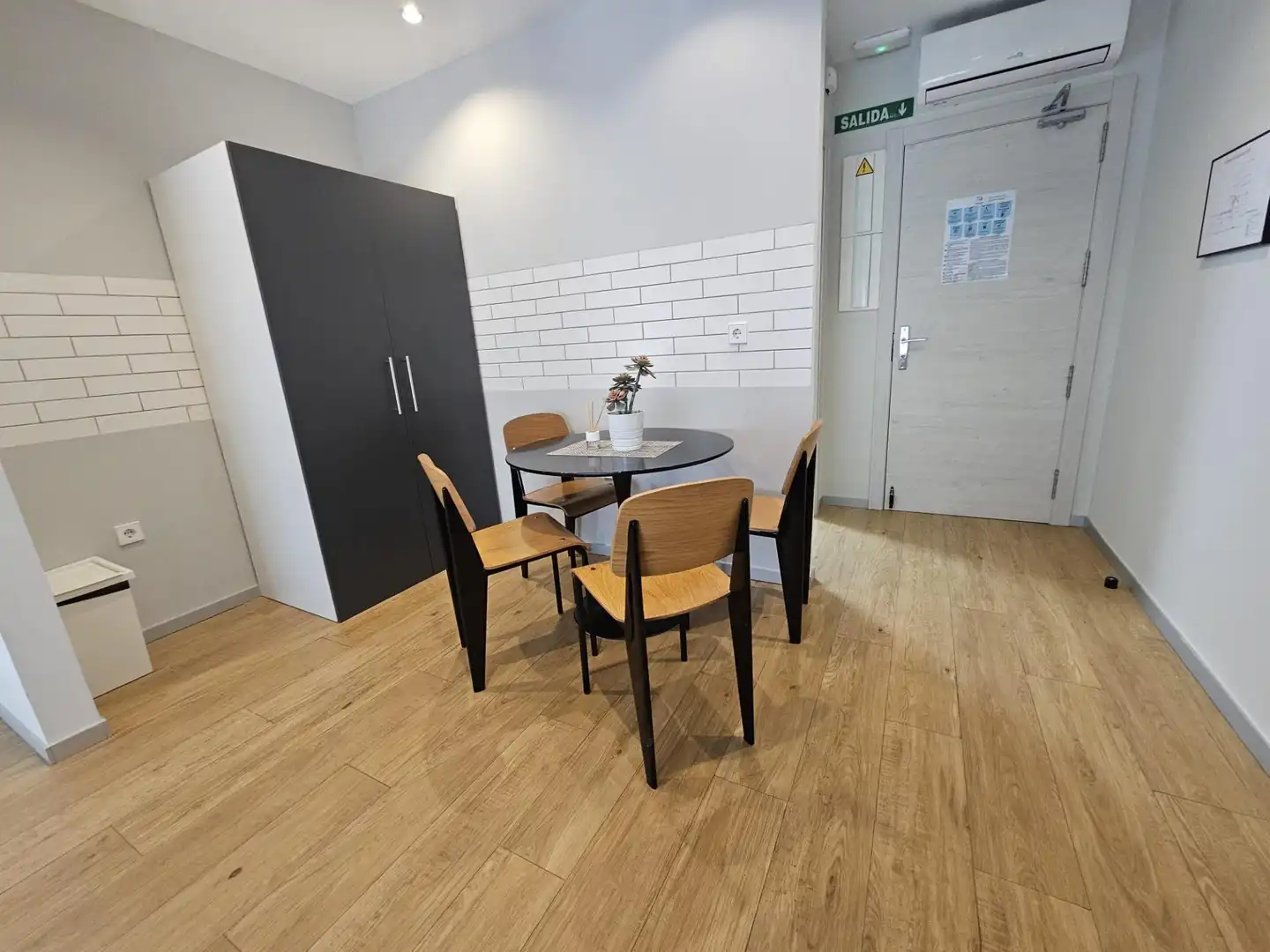 Esszimmer von Gebäude zum Verkauf in Valencia
