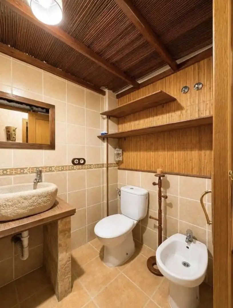 Bathroom of Flat for sale in Dolores  with Air Conditioner, Terrace and Storage room