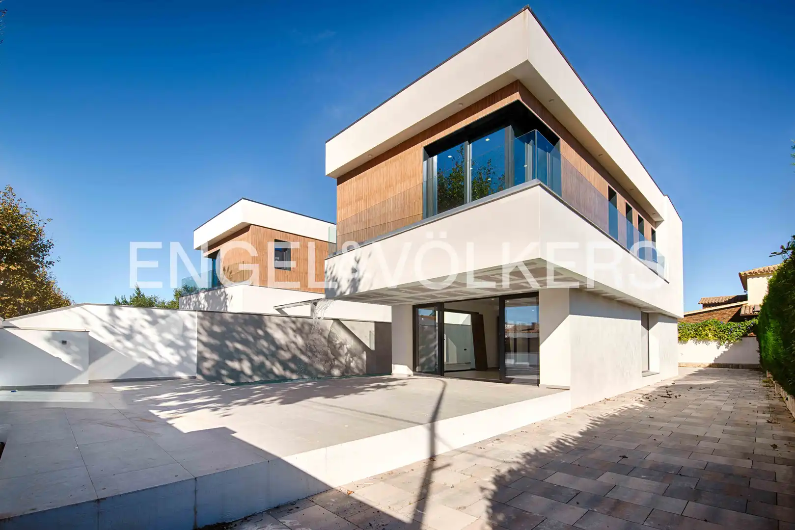 Terraced house with terrace for sale in Carrer Requesens, imagen 2