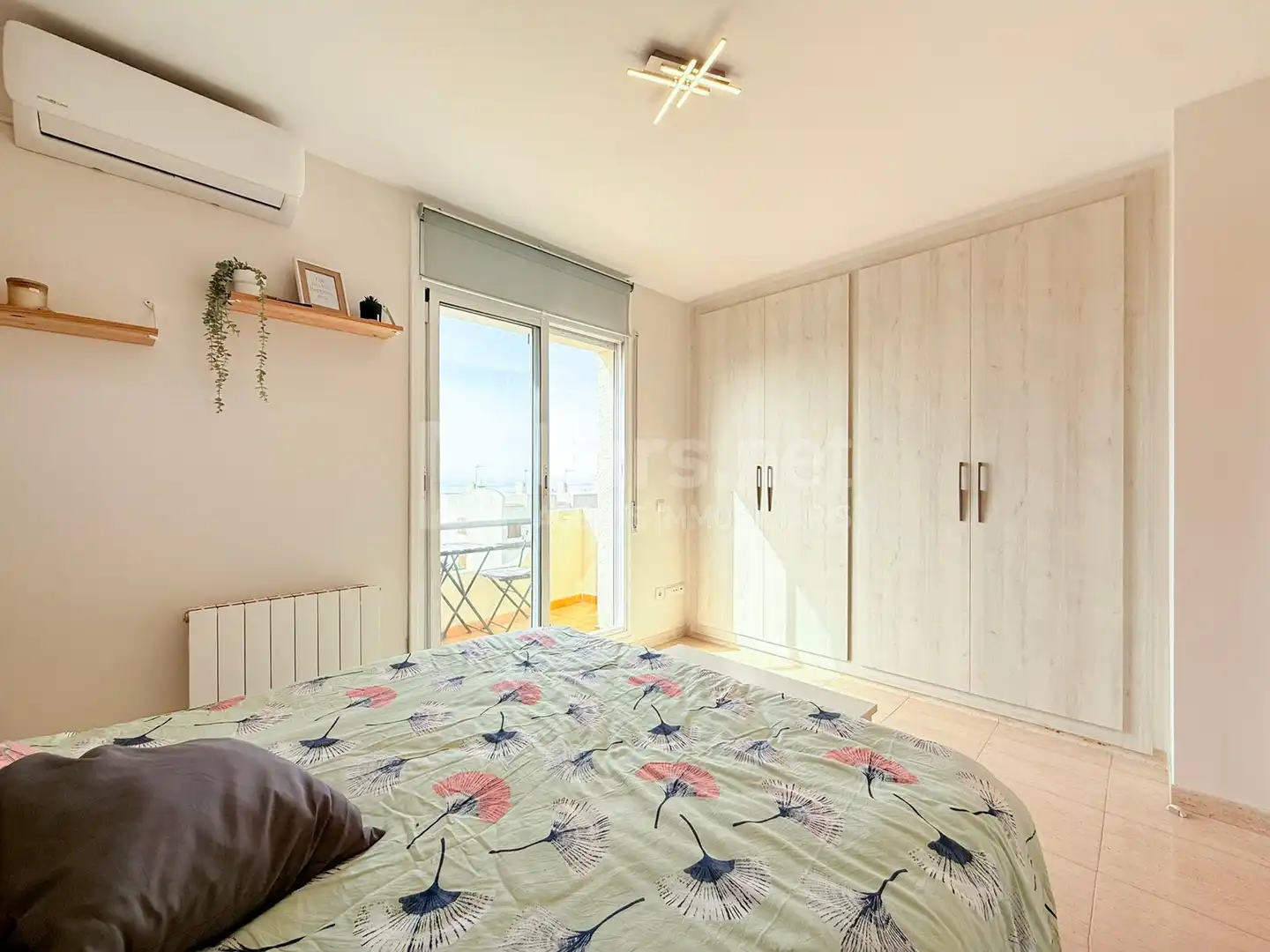 Habitación de Casa adosada en venta en El Vendrell con Aire acondicionado, Calefacción y Terraza