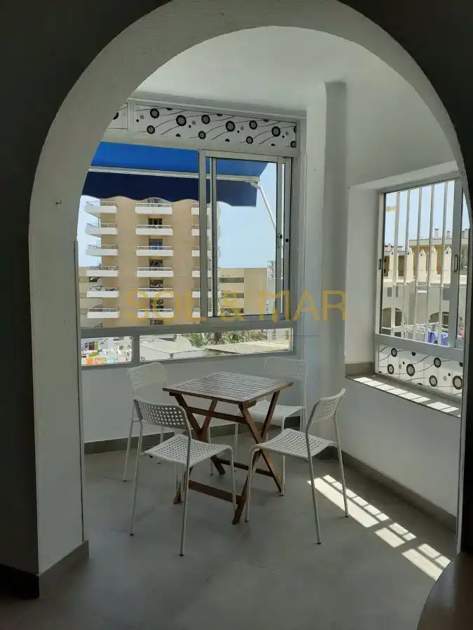 Apartamento de alquiler en Torremolinos, Málaga