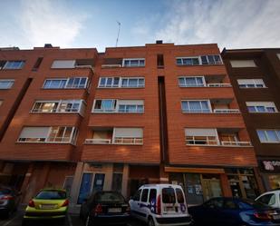 Vista exterior de Apartament en venda en Palencia Capital amb Terrassa