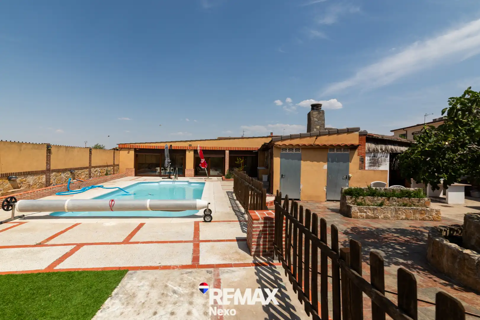 Terrassa de Casa o xalet en venda en Renedo de Esgueva amb Aire condicionat, Calefacció i Jardí privat