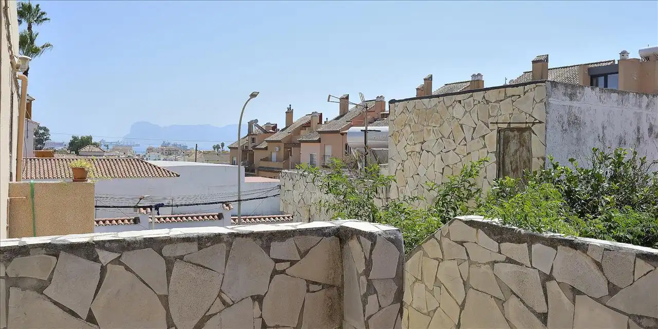 Vista exterior de Casa adosada en venta en Algeciras con Terraza