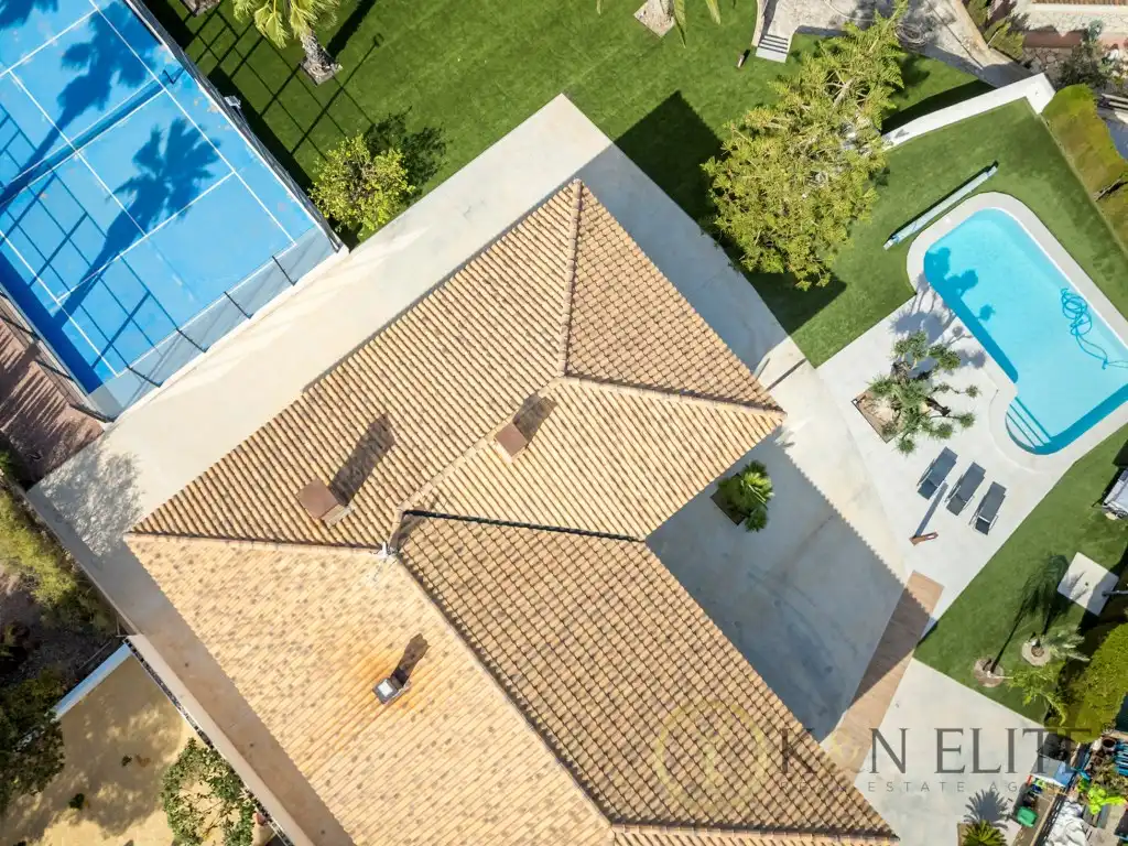 Vista exterior de Casa o chalet en venta en Petrer con Aire acondicionado, Jardín privado y Piscina