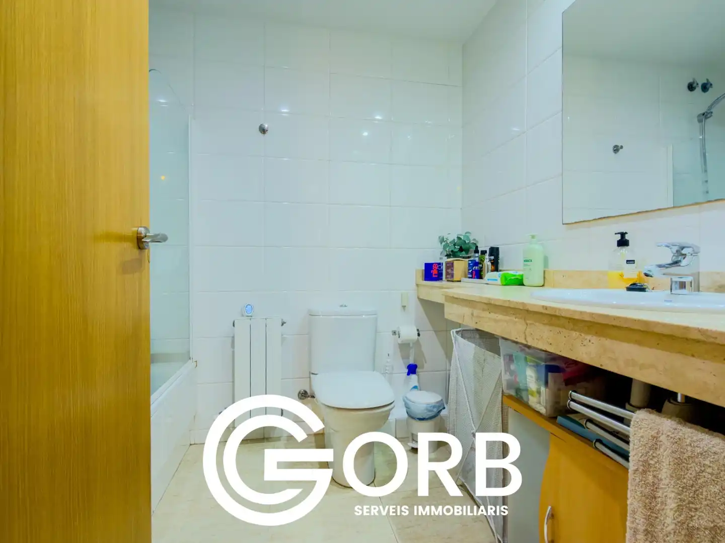 Bathroom of Flat for sale in Mataró  with Air Conditioner, Heating and Private garden