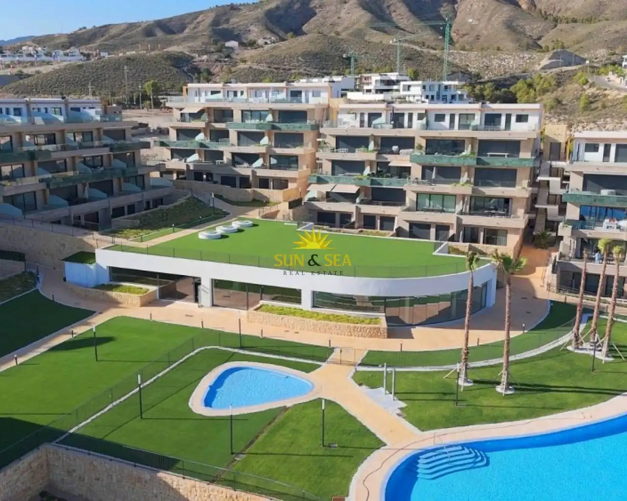 Vista exterior de Planta baja de alquiler en Finestrat con Aire acondicionado, Calefacción y Terraza
