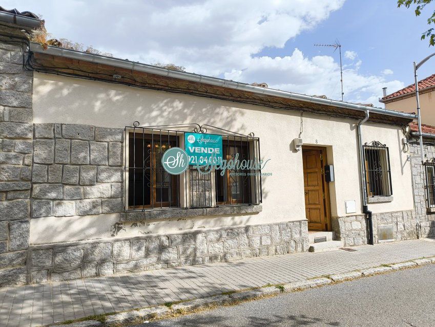 Vista exterior de Casa o xalet en venda en Segovia Capital amb Calefacció