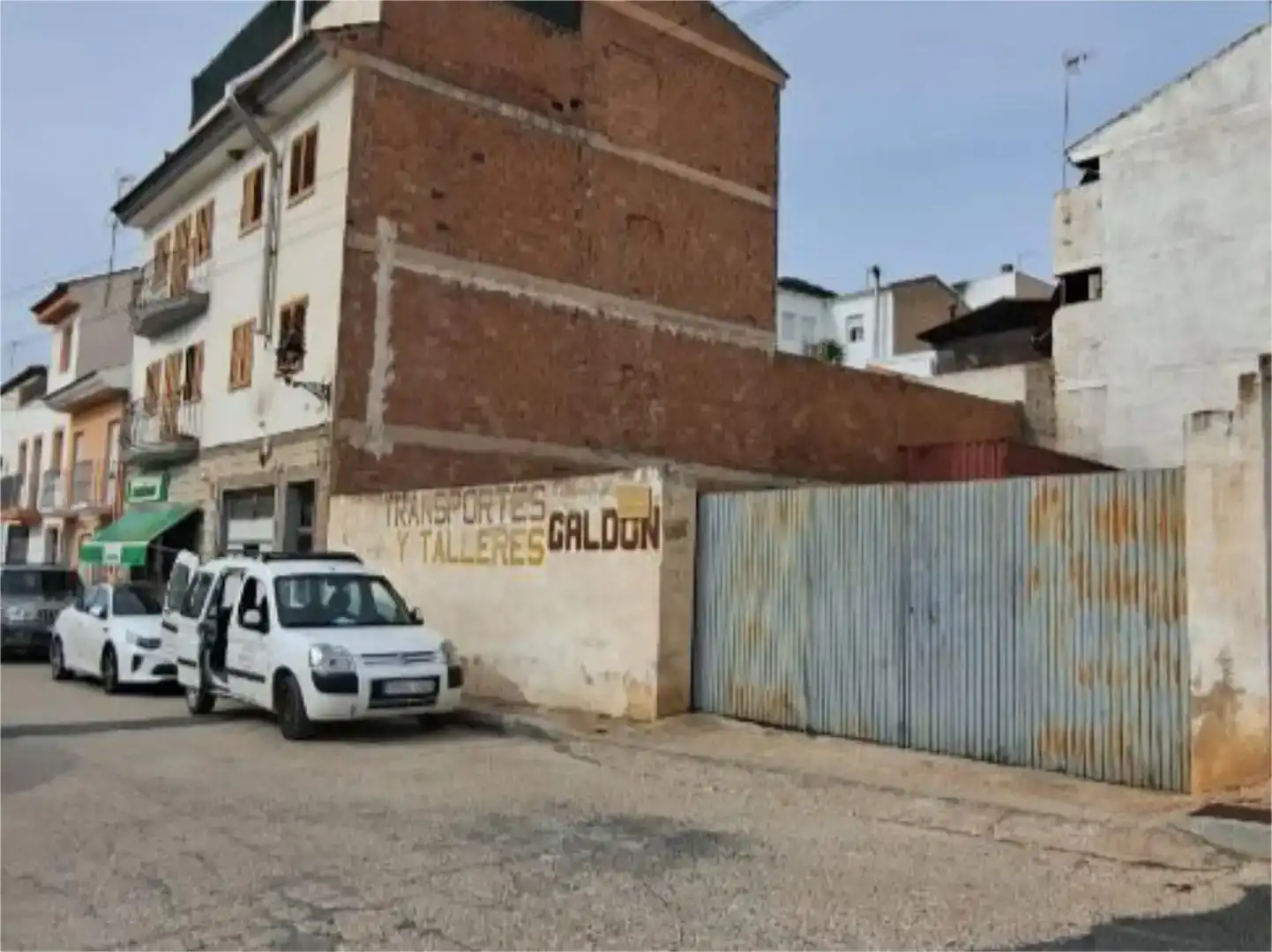 Aparcament de Pis en venda en Cárcheles amb Aire condicionat, Jardí privat i Traster