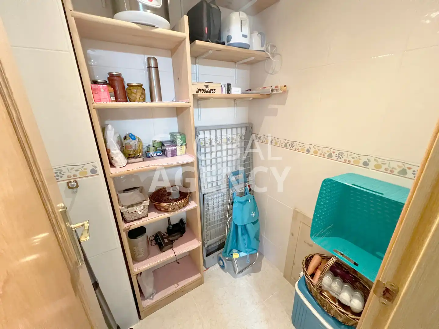 Casa adosada en venta en Torrejón del Rey con Calefacción, Jardín privado y Horno
