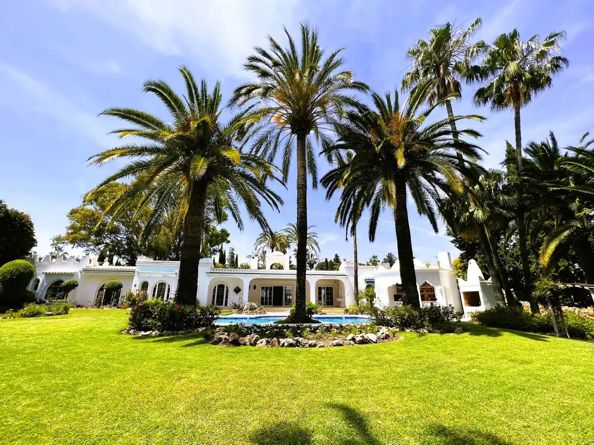 House with pool for sale in Benamara - Atalaya