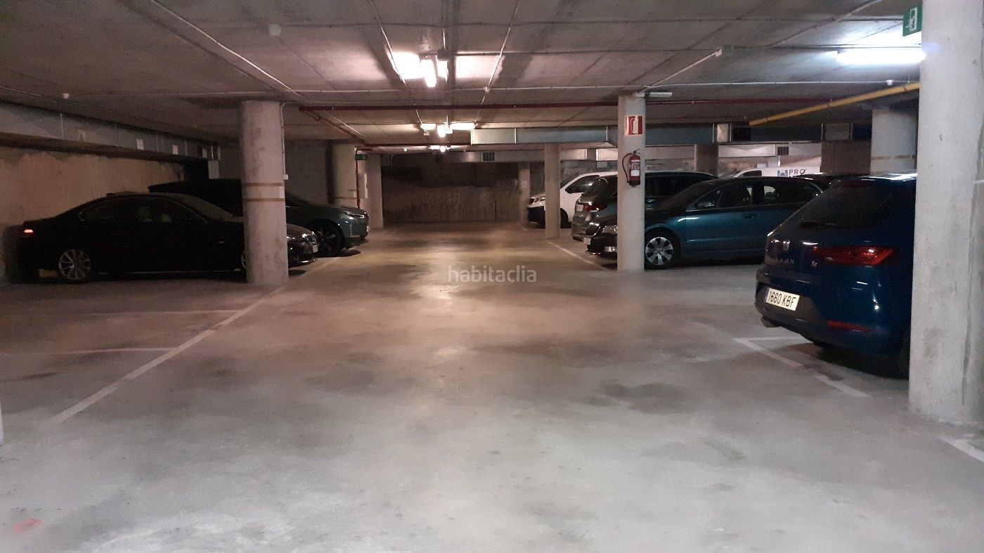 Aparcament de Garatge en venda en L'Hospitalet de Llobregat