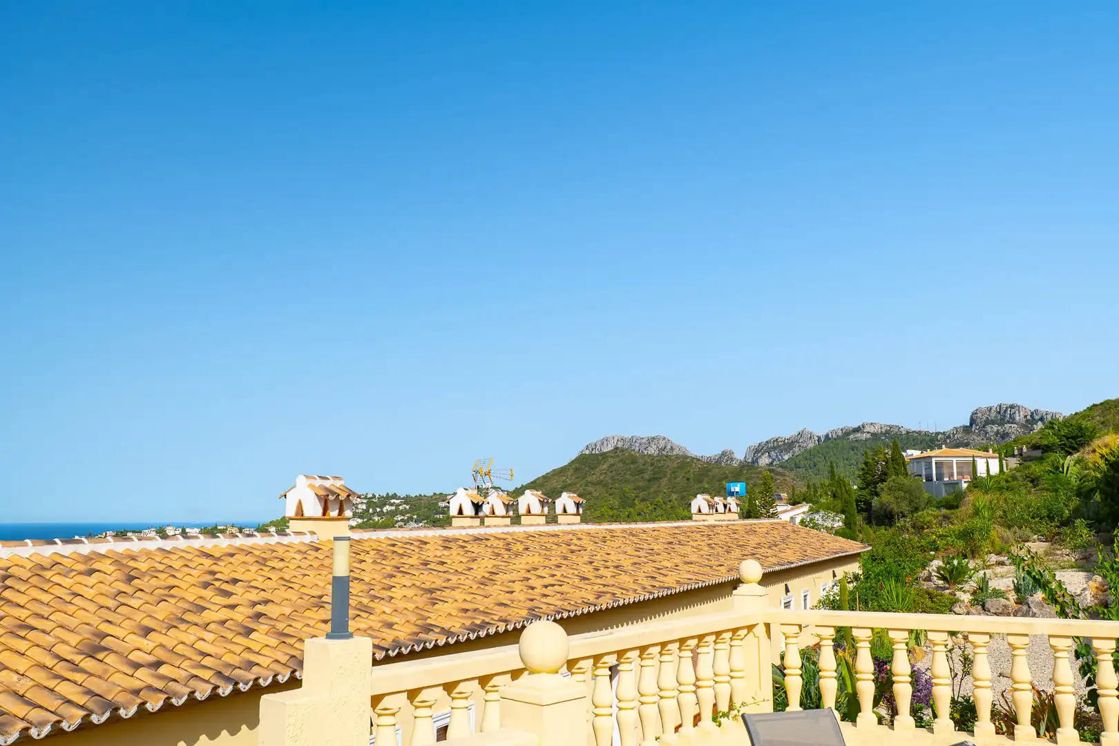Vista exterior de Apartamento en venta en El Ràfol d'Almúnia con Calefacción, Terraza y Piscina