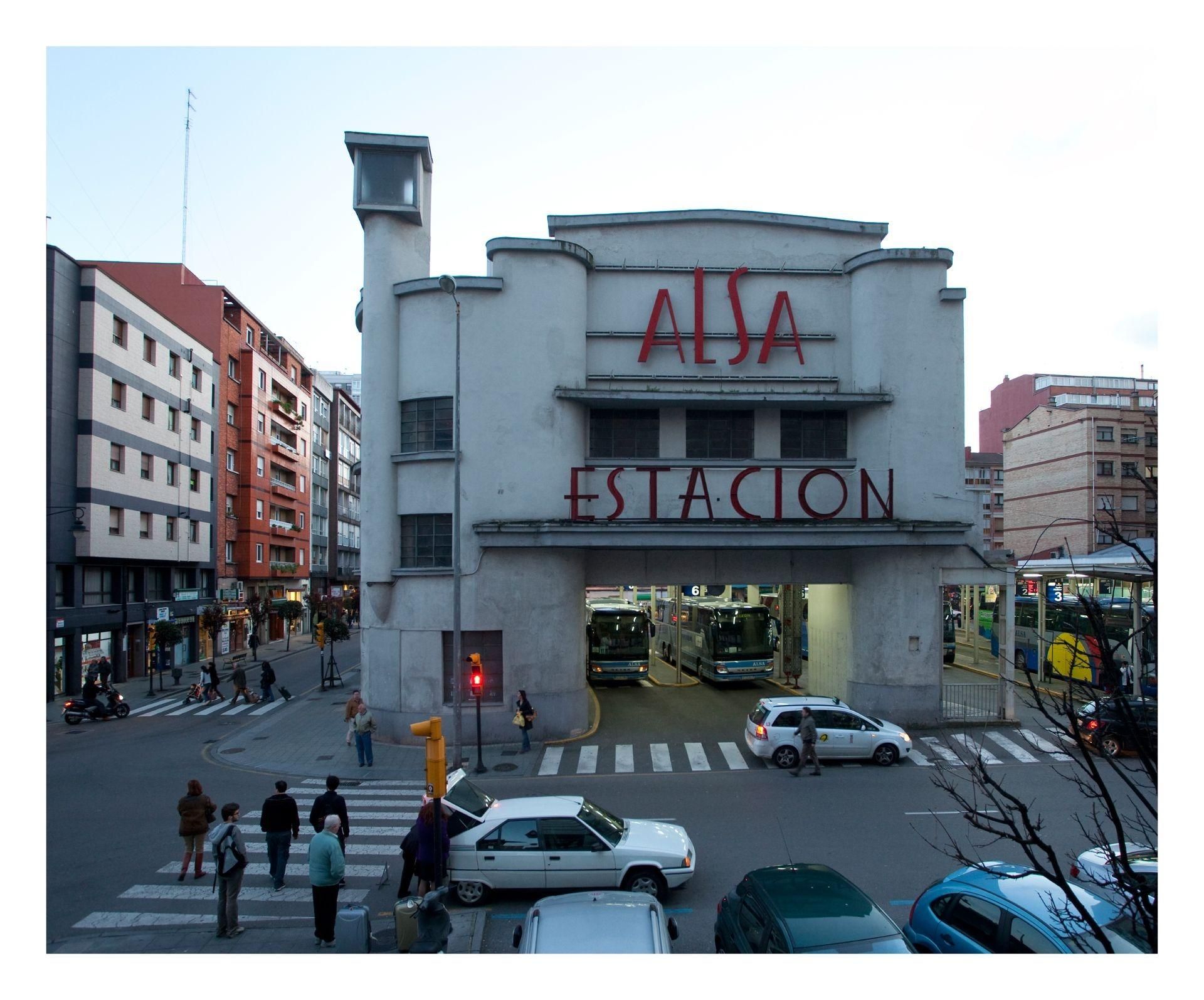Vista exterior de Apartament en venda en Gijón  amb Calefacció, Parquet i Terrassa