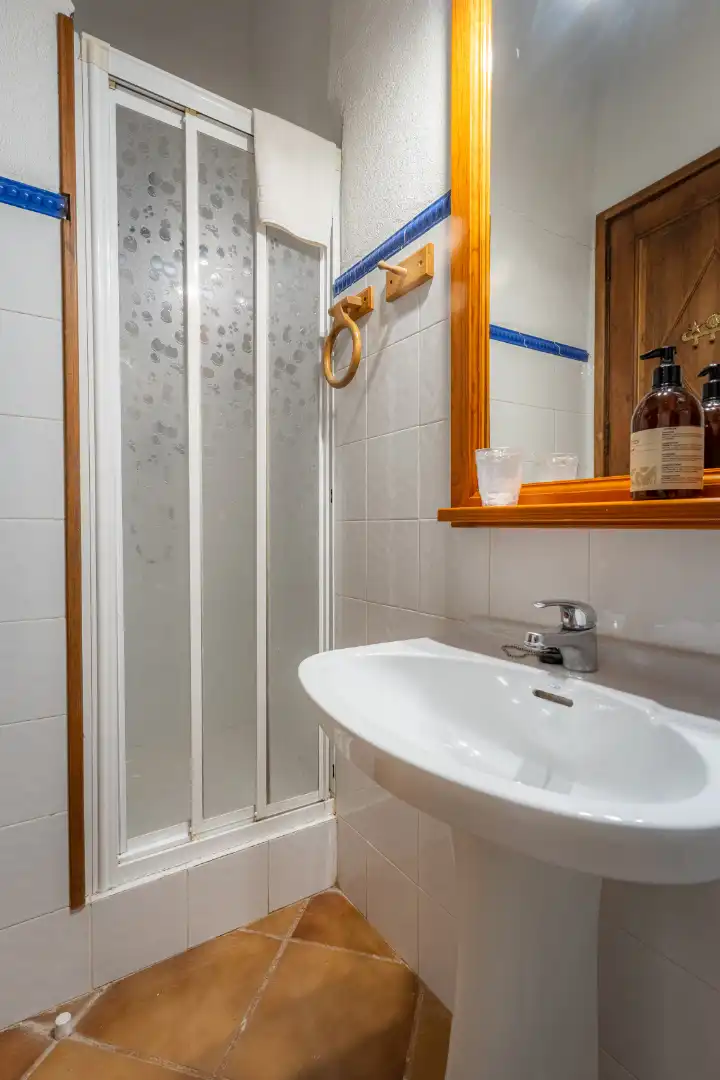 Bathroom of Houses for sale in Montblanc  with Air Conditioner, Heating and Private garden