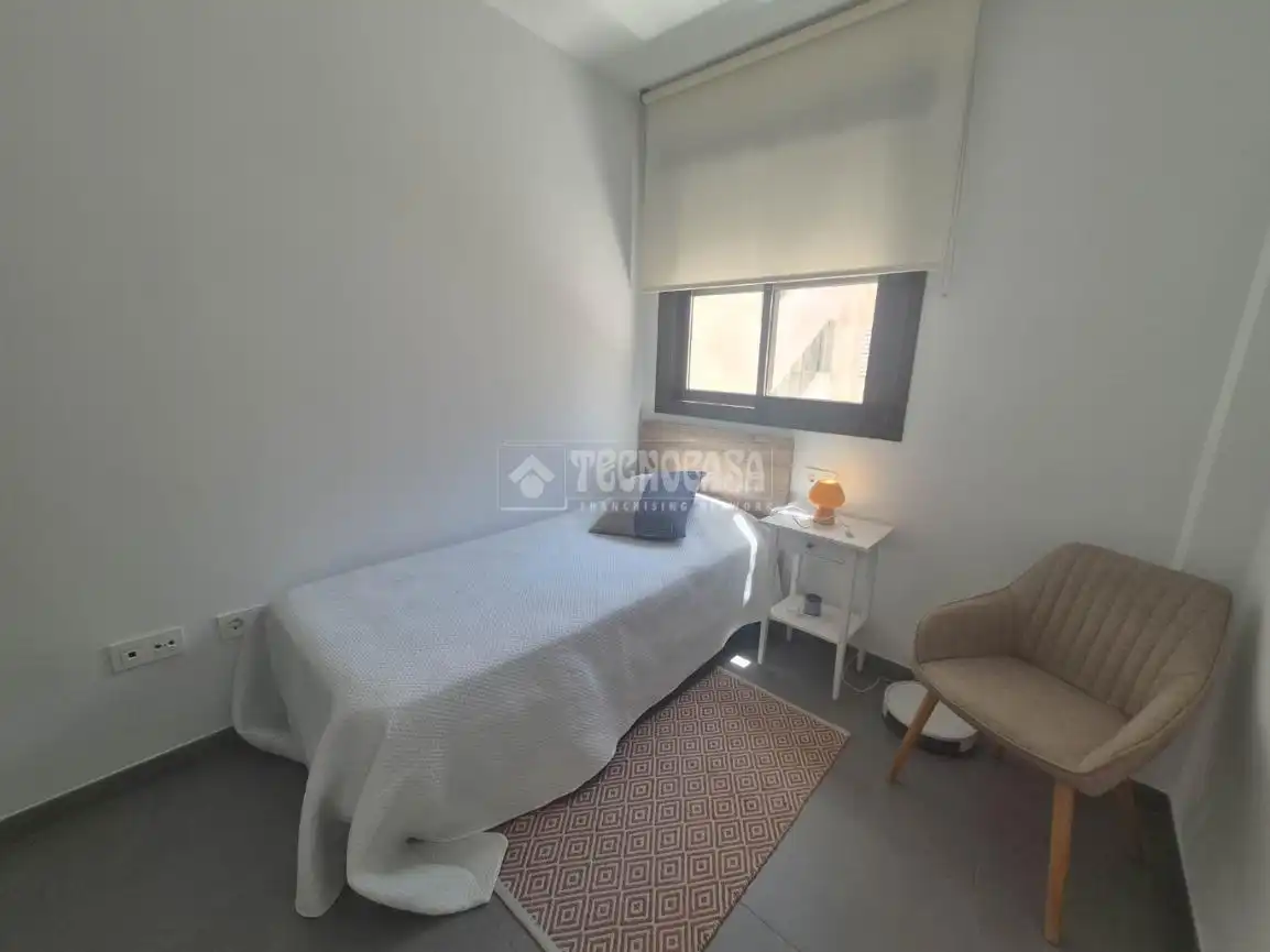 Bedroom of Flat for sale in Málaga  with Storage room and Furnished