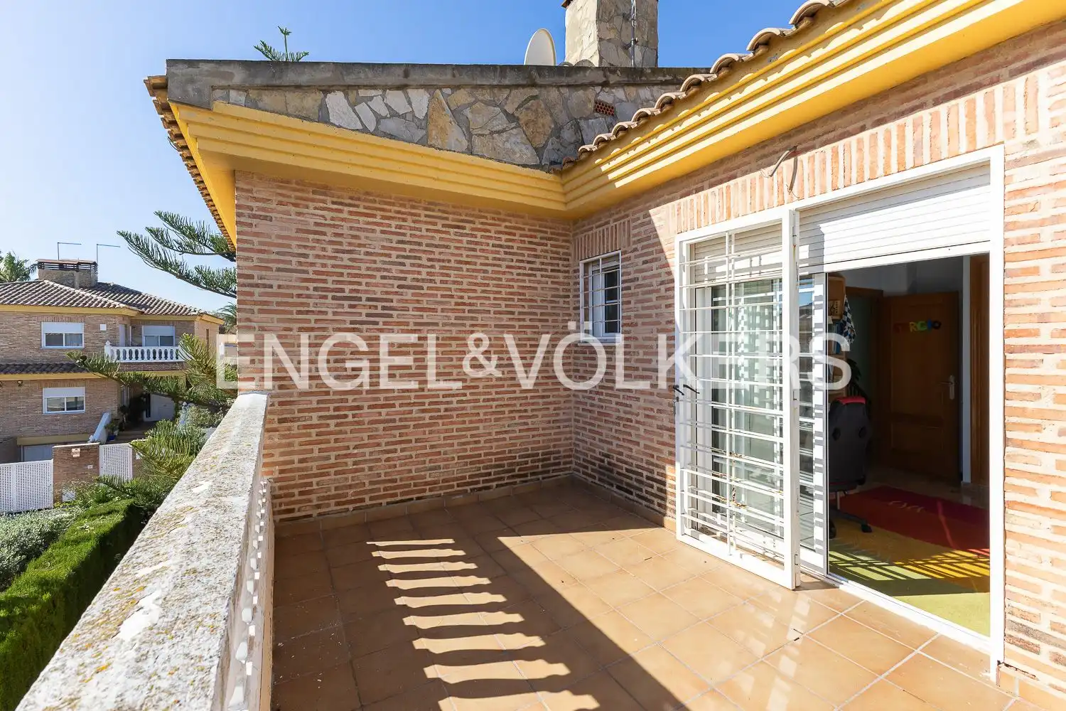 Terrace of Houses for sale in Torrent  with Air Conditioner, Heating and Private garden