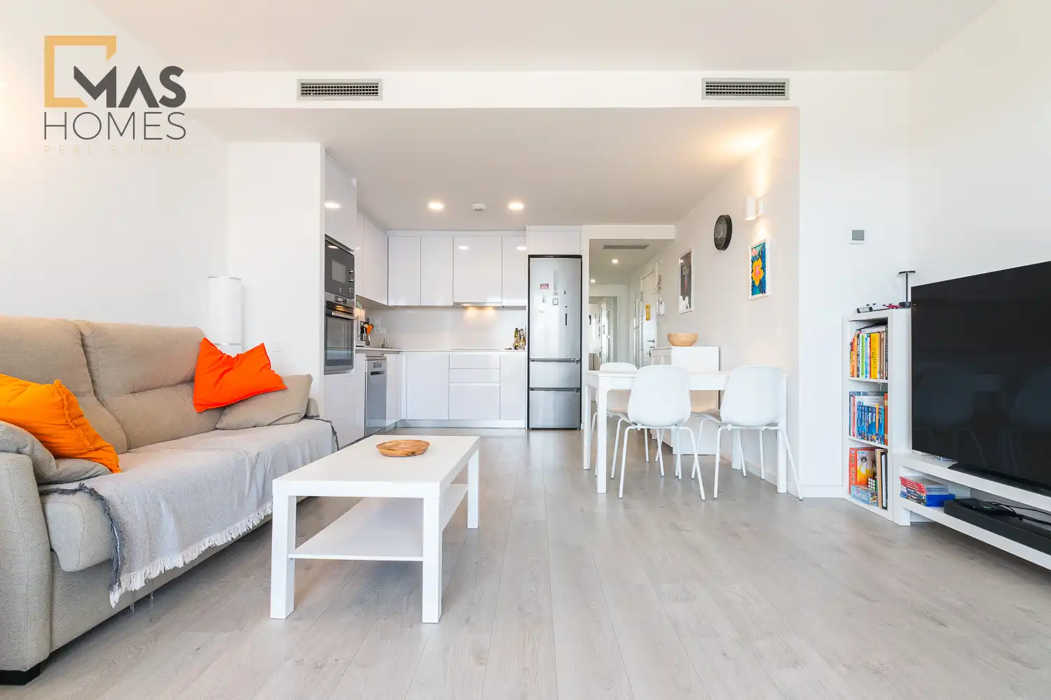 Sala de estar de Ático en venta en Salou con Aire acondicionado, Calefacción y Jardín privado