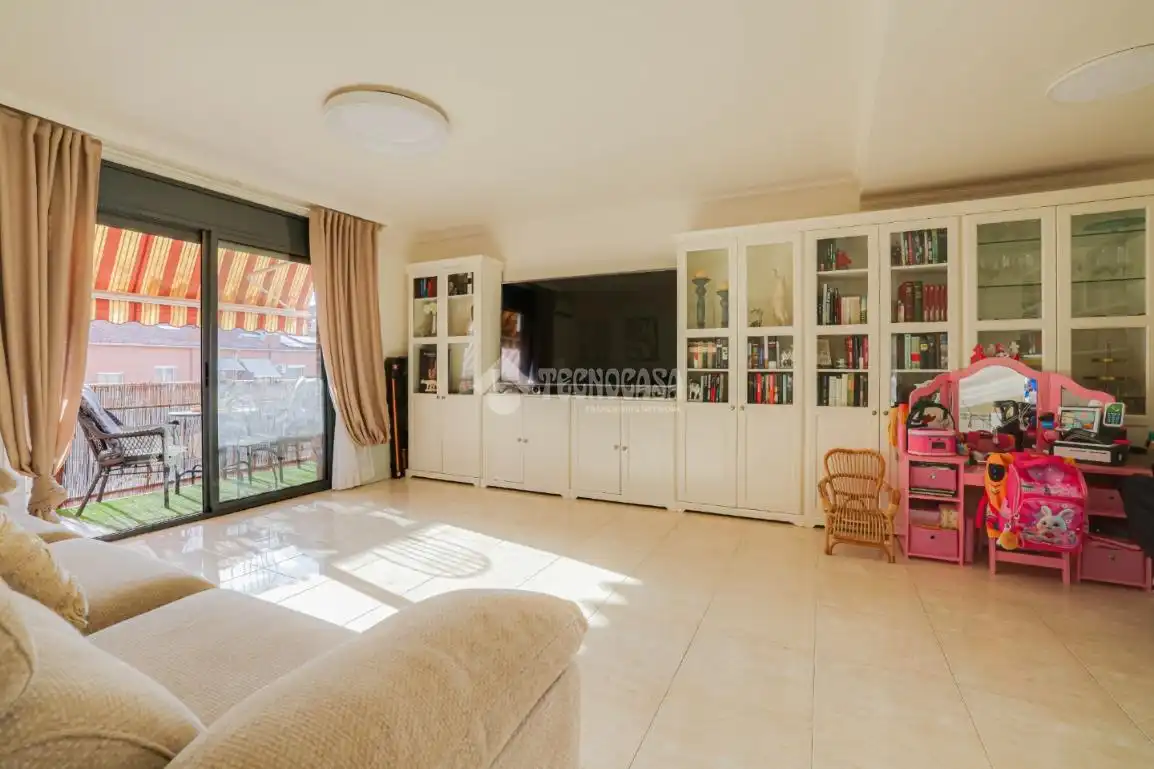 Living room of Flat for sale in Ripollet  with Air Conditioner, Heating and Terrace