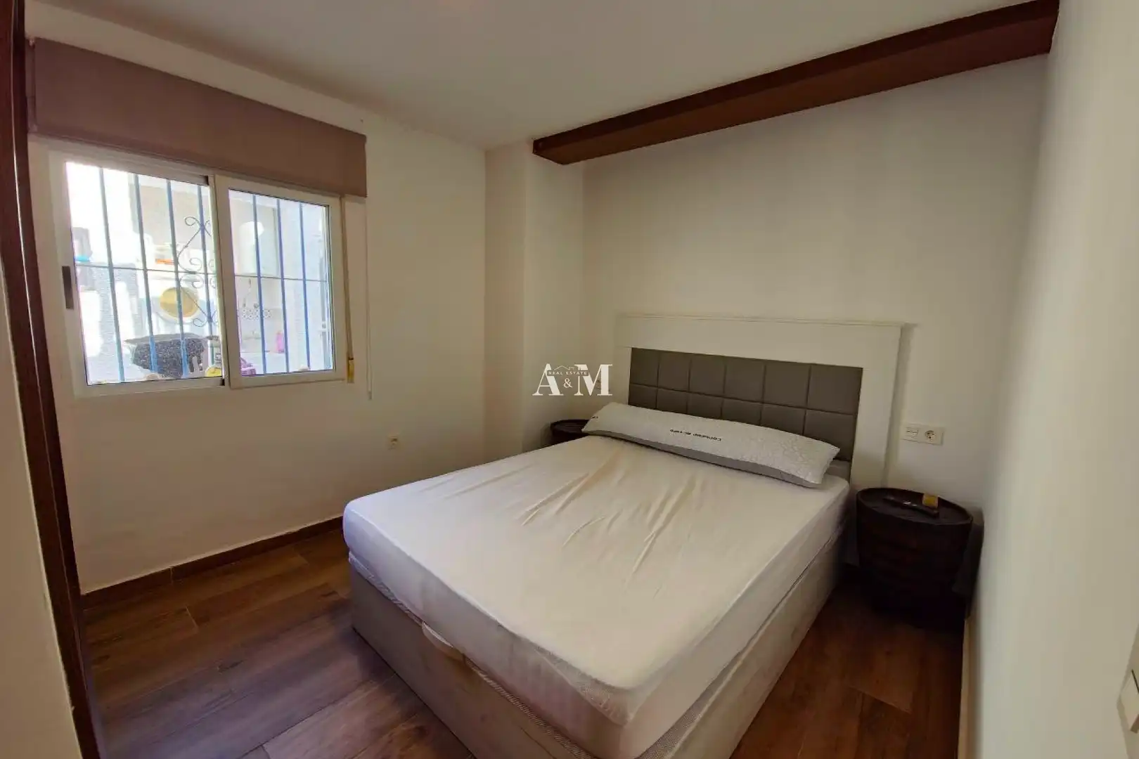 Dormitori de Casa adosada de lloguer en Los Montesinos amb Aire condicionat, Calefacció i Jardí privat