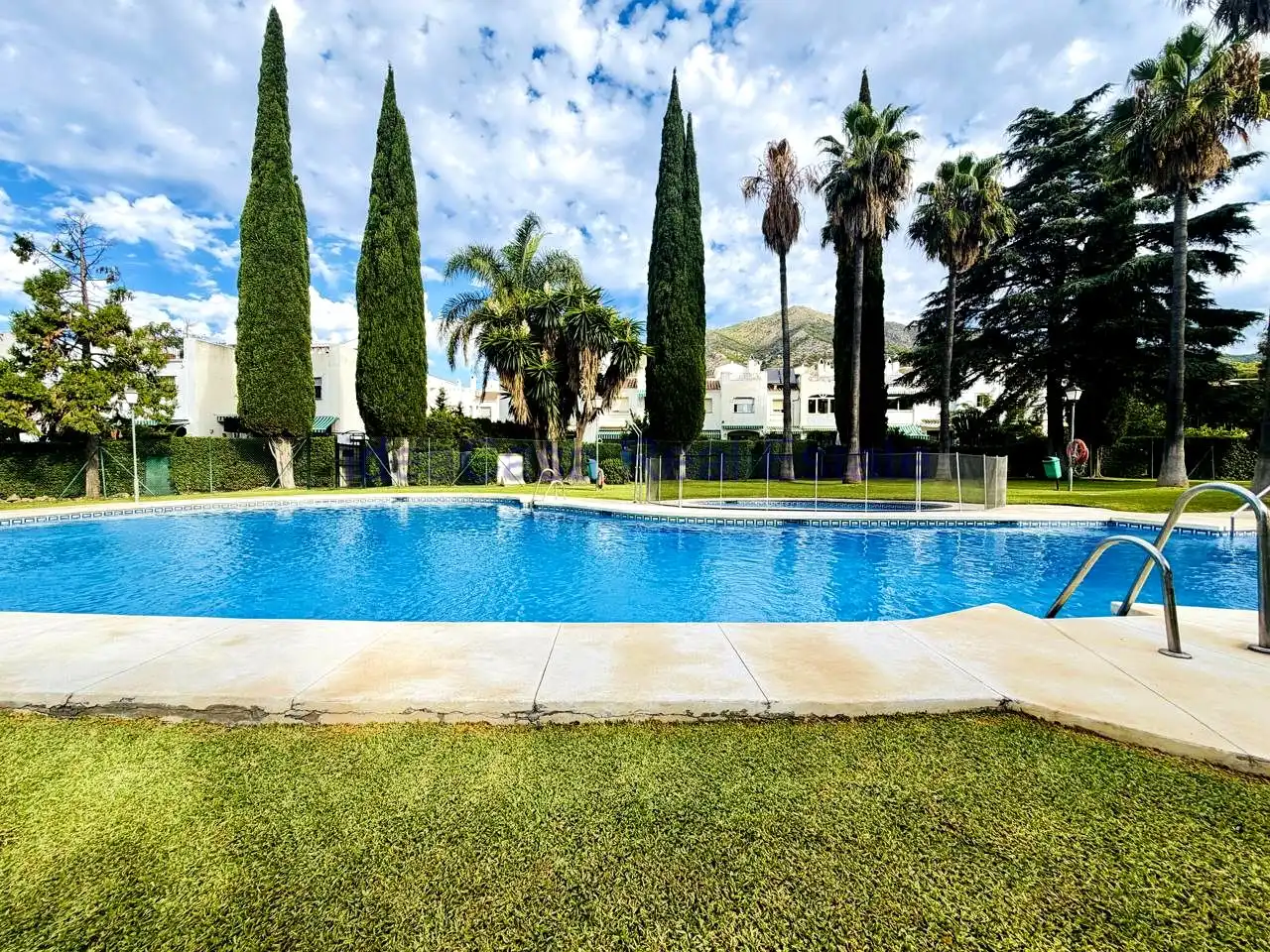 Casa pareada con piscina en venta en Urbanización La Casita Colorada, imagen 43