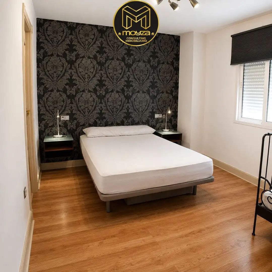 Bedroom of Flat for sale in Linares  with Air Conditioner, Heating and Storage room