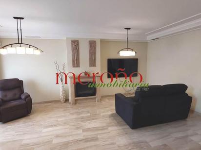 Sala d'estar de Casa o xalet de lloguer en Elche / Elx amb Calefacció, Parquet i Terrassa