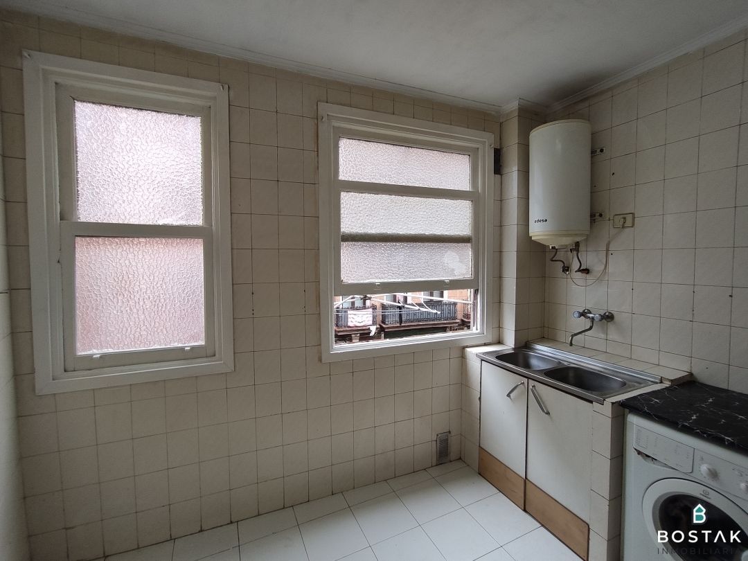 Kitchen of Flat for sale in Bilbao 